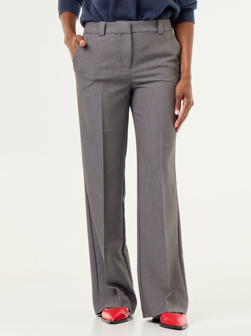 Rechte broek met ceintuur in de taille Grijs - Kiabi