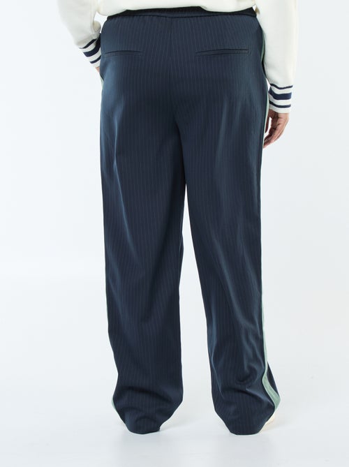 Rechte broek met ruiten en streep opzij - Kiabi