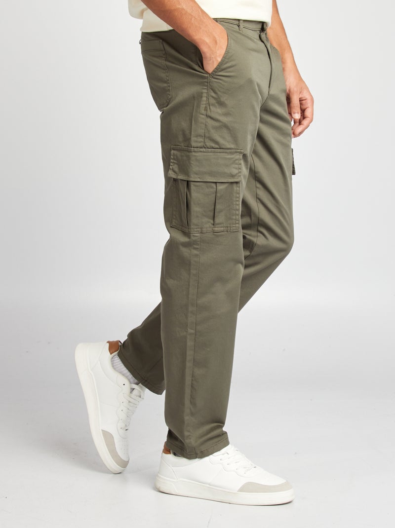 Rechte broek met veel zakken KAKI - Kiabi