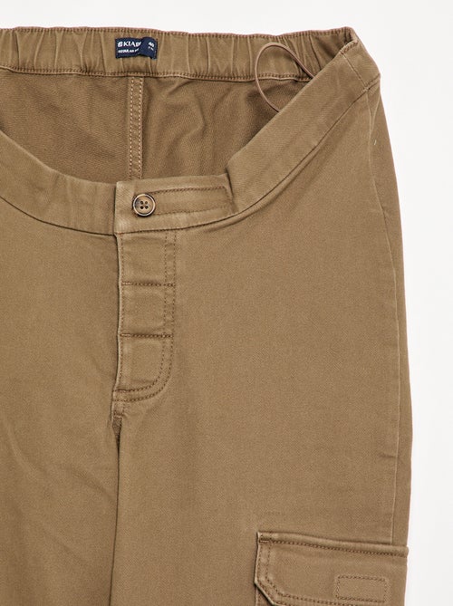 Regular broek met klepzakken - gemakkelijk aan te trekken collectie - Kiabi Regular broek met klepzakken - gemakkelijk aan te trekken collectie - Kiabi