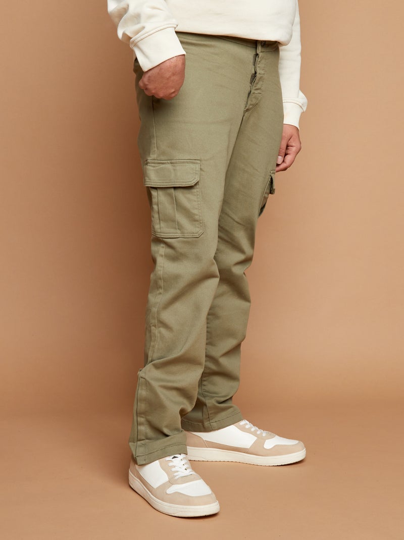 Regular broek met klepzakken - gemakkelijk aan te trekken collectie groen - Kiabi