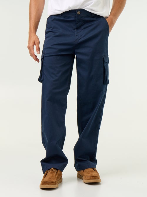 Regular fit-broek met meerdere zakken - Kiabi Regular fit-broek met meerdere zakken - Kiabi