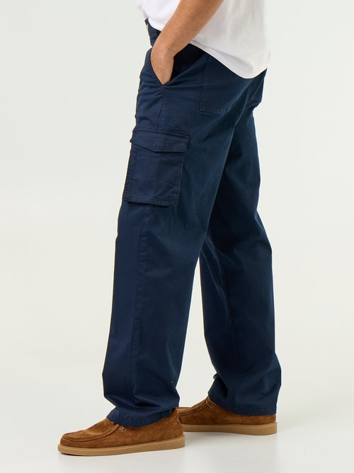 Regular fit-broek met meerdere zakken - Kiabi Regular fit-broek met meerdere zakken - Kiabi