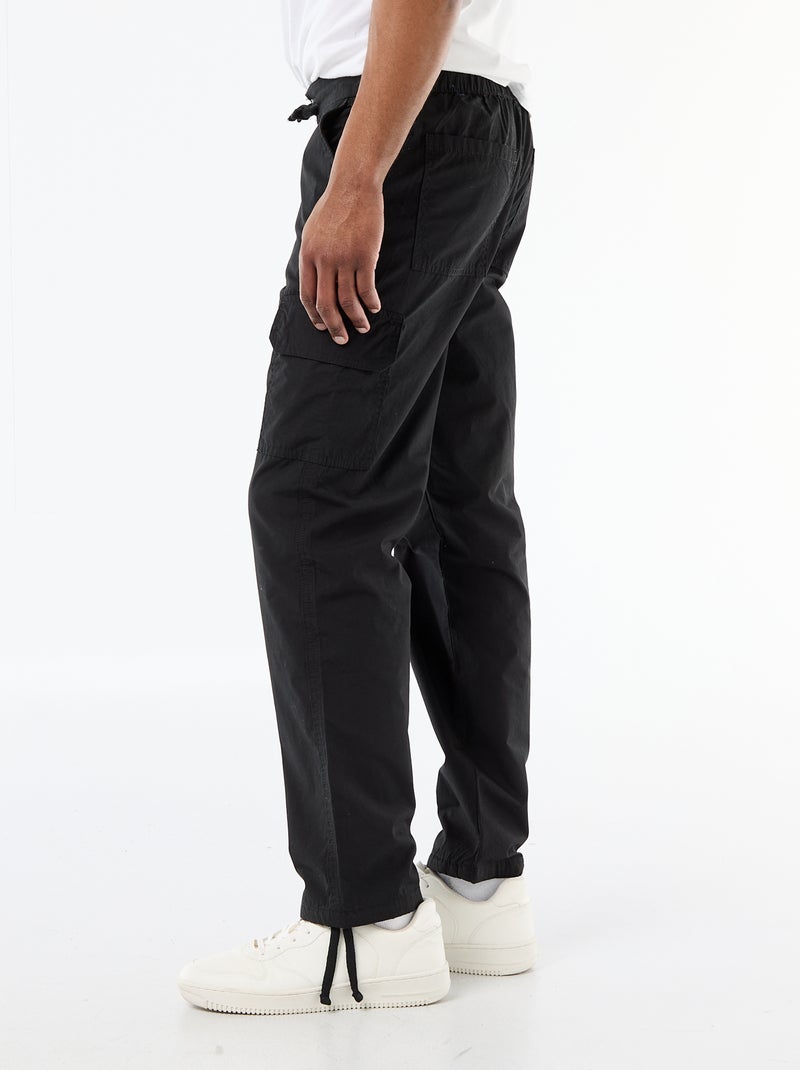 Regular fit-broek met meerdere zakken Zwart - Kiabi