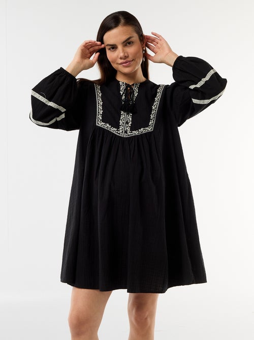 Ruime zwangerschapsjurk met borduursels - Kiabi