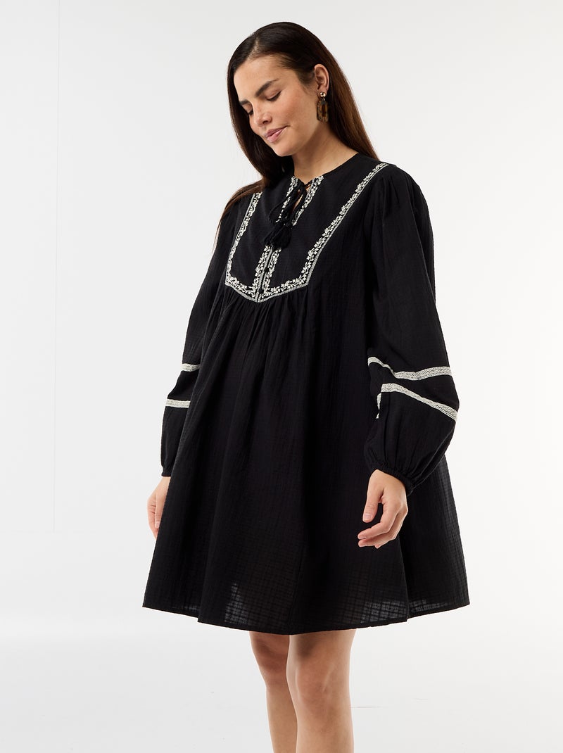 Ruime zwangerschapsjurk met borduursels Zwart - Kiabi