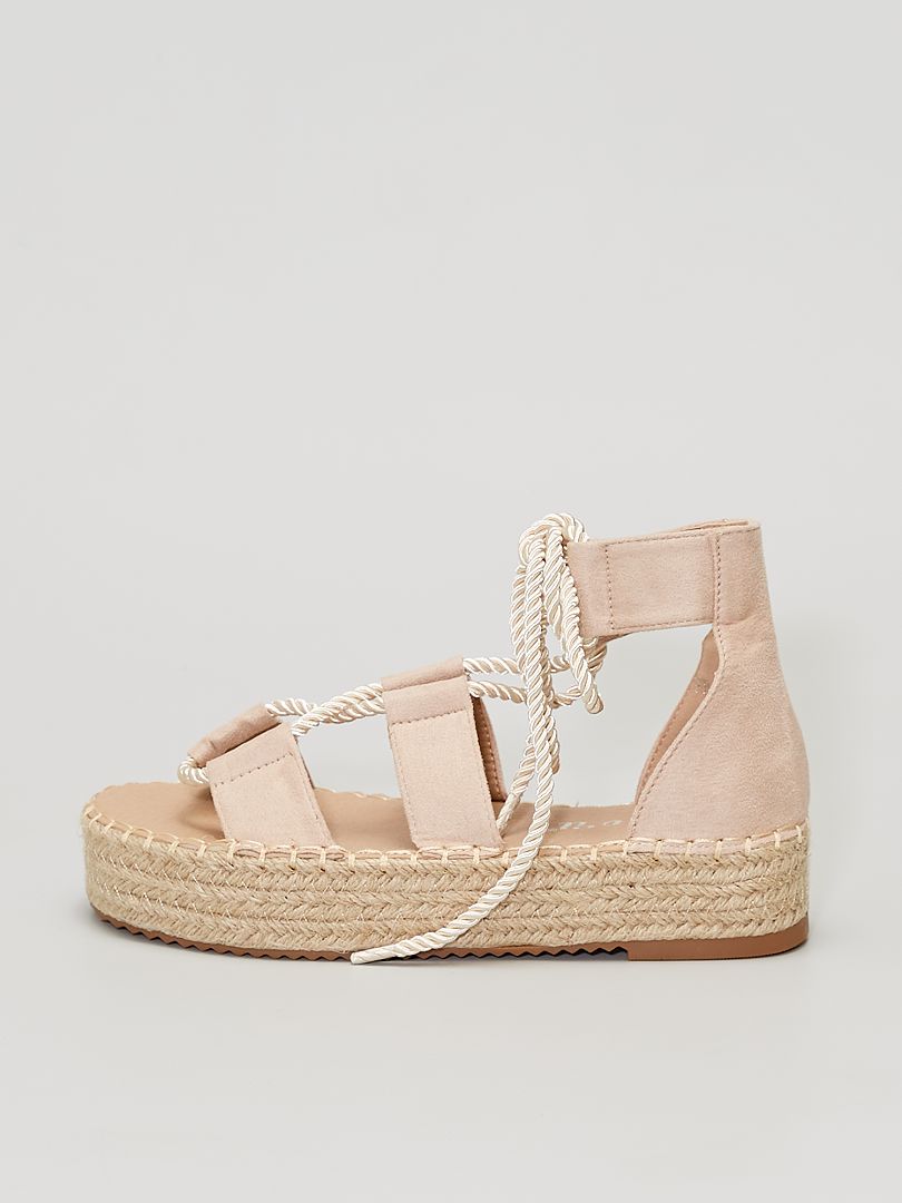 Sandalen met dikke zool