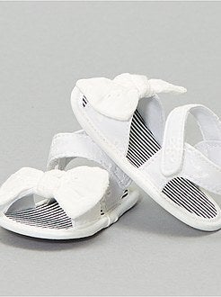 Sandalen met Engels borduurwerk - Kiabi