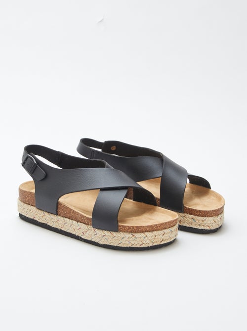 Sandalen met gekruiste riempjes - Kiabi
