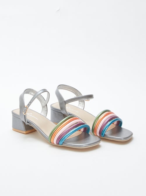 Sandalen met hakje en meerkleurige bandjes - Kiabi