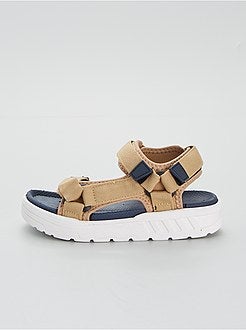 Coole en praktische sandalen jongens vanaf € 8,00 - maat 35 - Kiabi