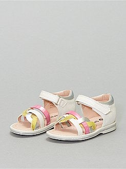 Sandalen met vervlochten riempjes - Kiabi