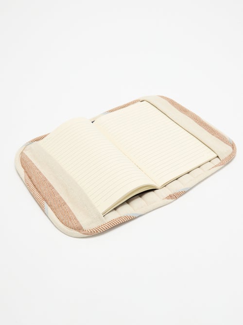 Schrifthoes - Kiabi Home - Kiabi Schrifthoes - Kiabi Home - Kiabi