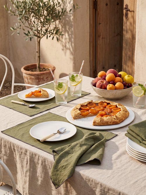 Set van 2 effen 2-in-1 placemats/servetten 32 x 40 cm - Kiabi Home - Kiabi Set van 2 effen 2-in-1 placemats/servetten 32 x 40 cm - Kiabi Home - Kiabi