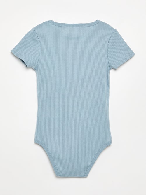 Set van 3 ribstoffen bodies - gemakkelijk aan te trekken collectie - Kiabi Set van 3 ribstoffen bodies - gemakkelijk aan te trekken collectie - Kiabi