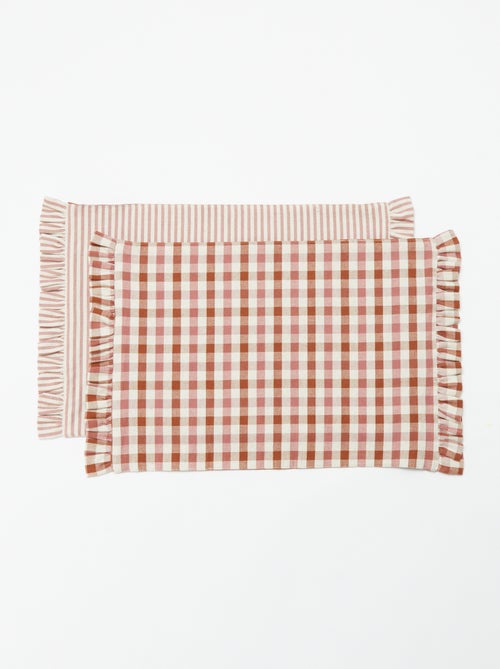 Setje met 2 placemats met ruches (32 x 45 cm) - Kiabi