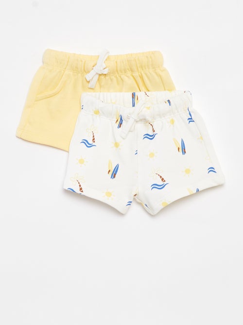 Setje met 2 shorts met koordjes - Kiabi