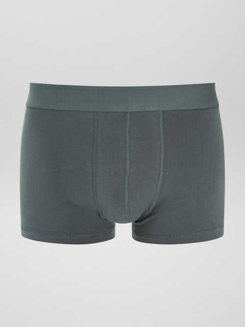 Setje met 3 effen boxershorts - Kiabi
