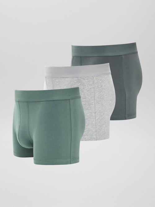 Setje met 3 effen boxershorts - Kiabi