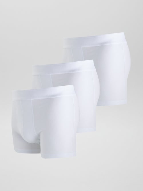 Setje met 3 effen boxershorts - Kiabi