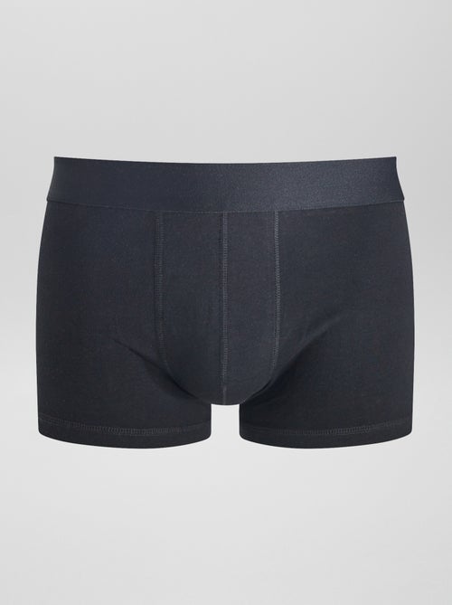 Setje met 3 effen boxershorts - Kiabi