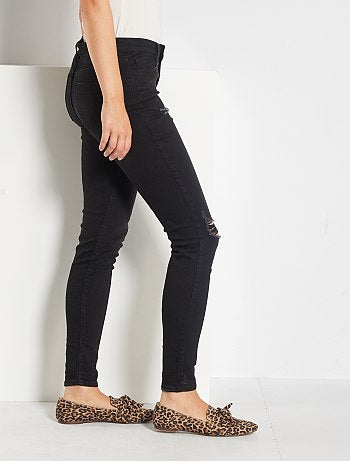 Skinny jeans met versleten plekken en een zeer hoge taille - Kiabi