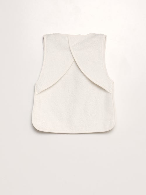 Slabbetje in twee stofsoorten - Kiabi