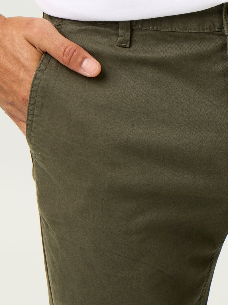 Slim-fit chino Groen - Kiabi