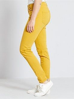 Slimfit broek met meerdere zakken - Kiabi