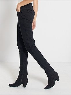 Slimfit broek met meerdere zakken - Kiabi