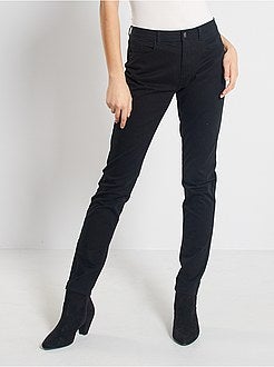 Slimfit broek met meerdere zakken - Kiabi