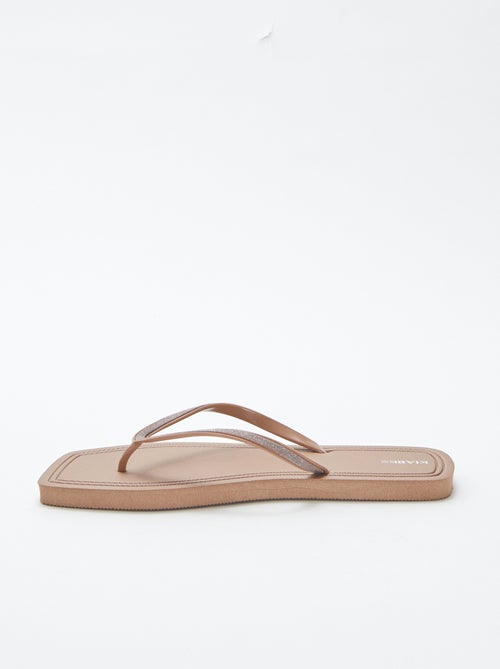 Slippers met vierkante neus en glanzende details - Kiabi