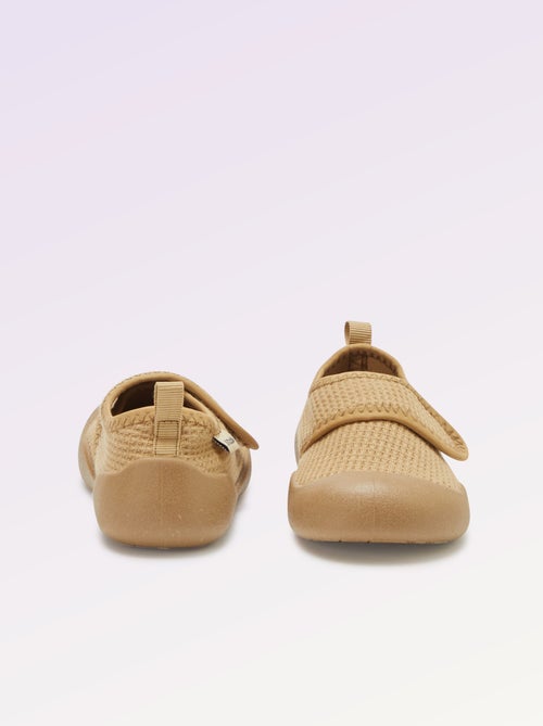 Sloffen motoriek 3: de eerste stapjes - Kitchoun - Kiabi