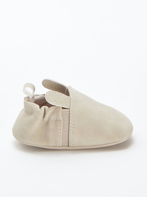 Sloffen van suèdine met oortjes in reliëf - Kiabi