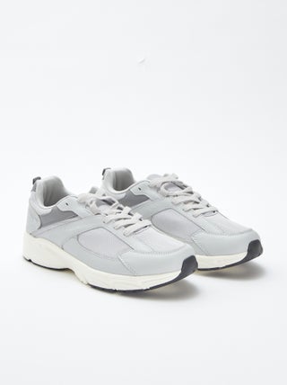 Sneakers in hardloopmodel van mesh