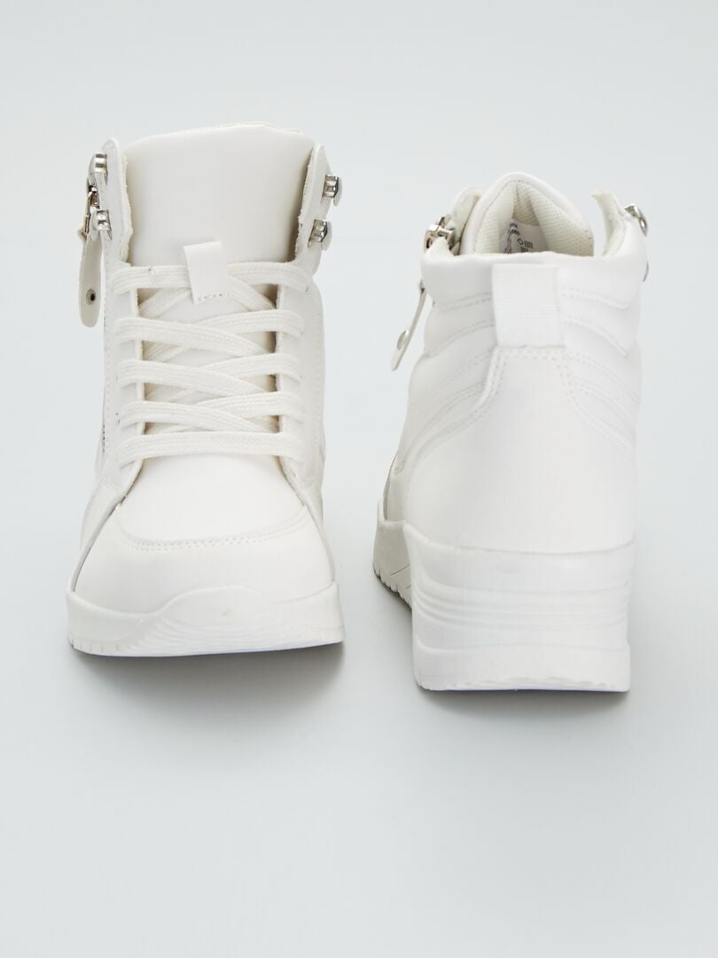 sleehak sneakers adidas