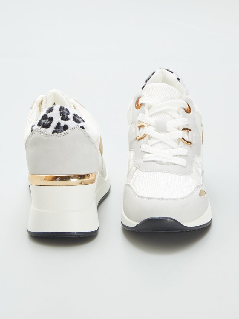 Sneakers met sleehak WIT - Kiabi