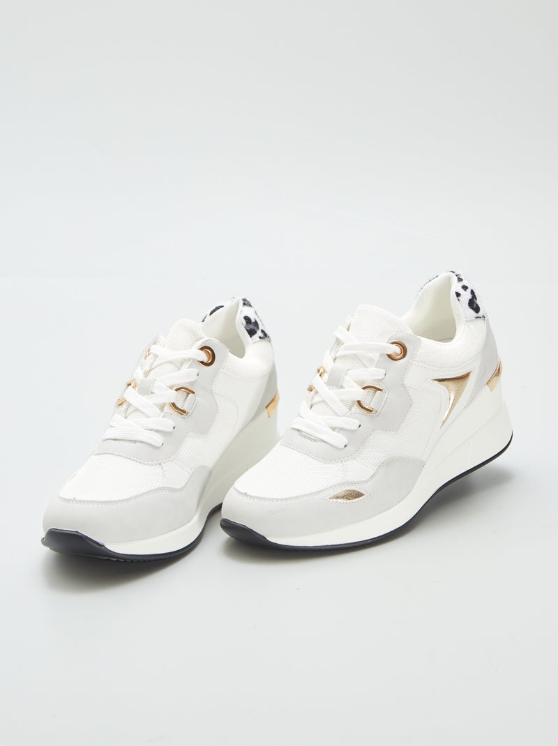 Sneakers met sleehak WIT - Kiabi