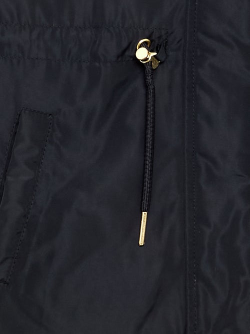 Soepele parka met capuchon en imitatiebont - Kiabi