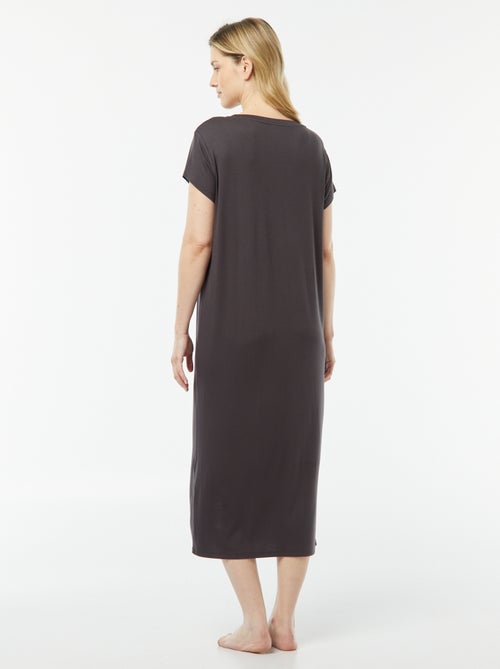 Soepelvallend nachthemd in T-shirtmodel - Kiabi