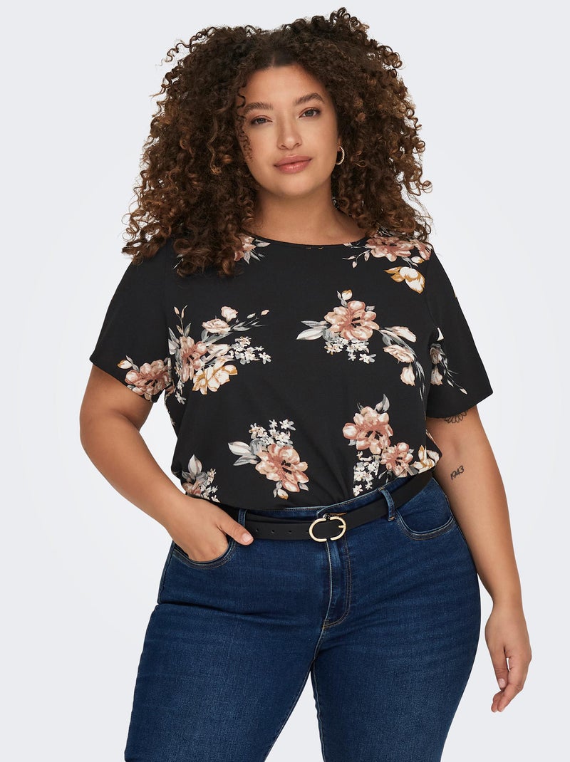 Soepelvallende blouse 'Only Carmakoma' ZWART - Kiabi