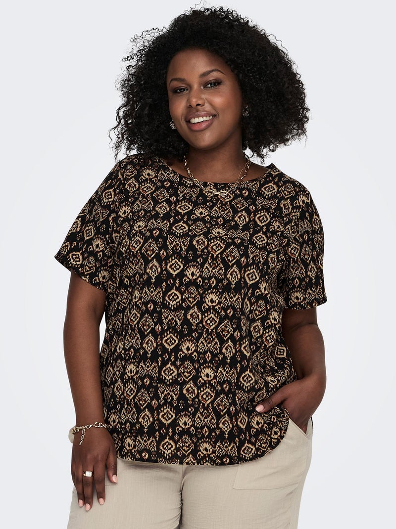 Soepelvallende blouse 'Only Carmakoma' ZWART - Kiabi
