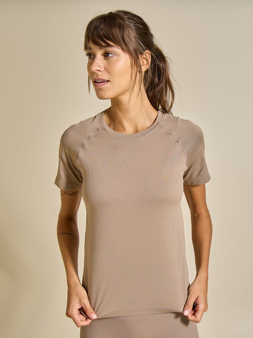 Sport T-shirt met tweedehuid-effect - (ekstract) - Kiabi