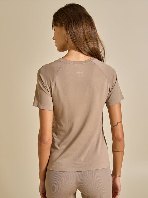 Sport T-shirt met tweedehuid-effect - (ekstract) - Kiabi