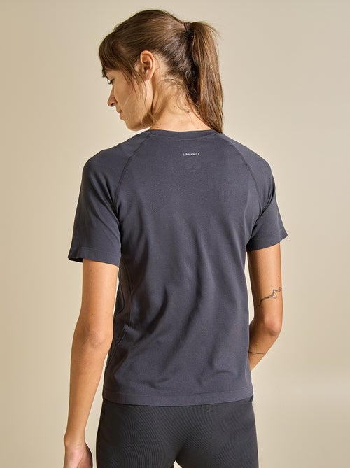 Sport T-shirt met tweedehuid-effect - (ekstract) - Kiabi