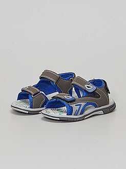 Coole en praktische sandalen jongens vanaf € 8,00 - maat 31 - Kiabi