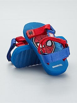 Coole en praktische sandalen jongens vanaf € 8,00 - maat 29 - Kiabi