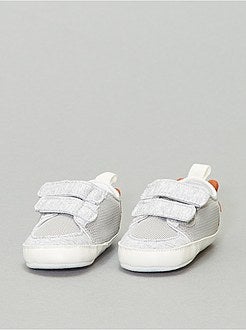 Stoffen sneakers van nettricot - Kiabi