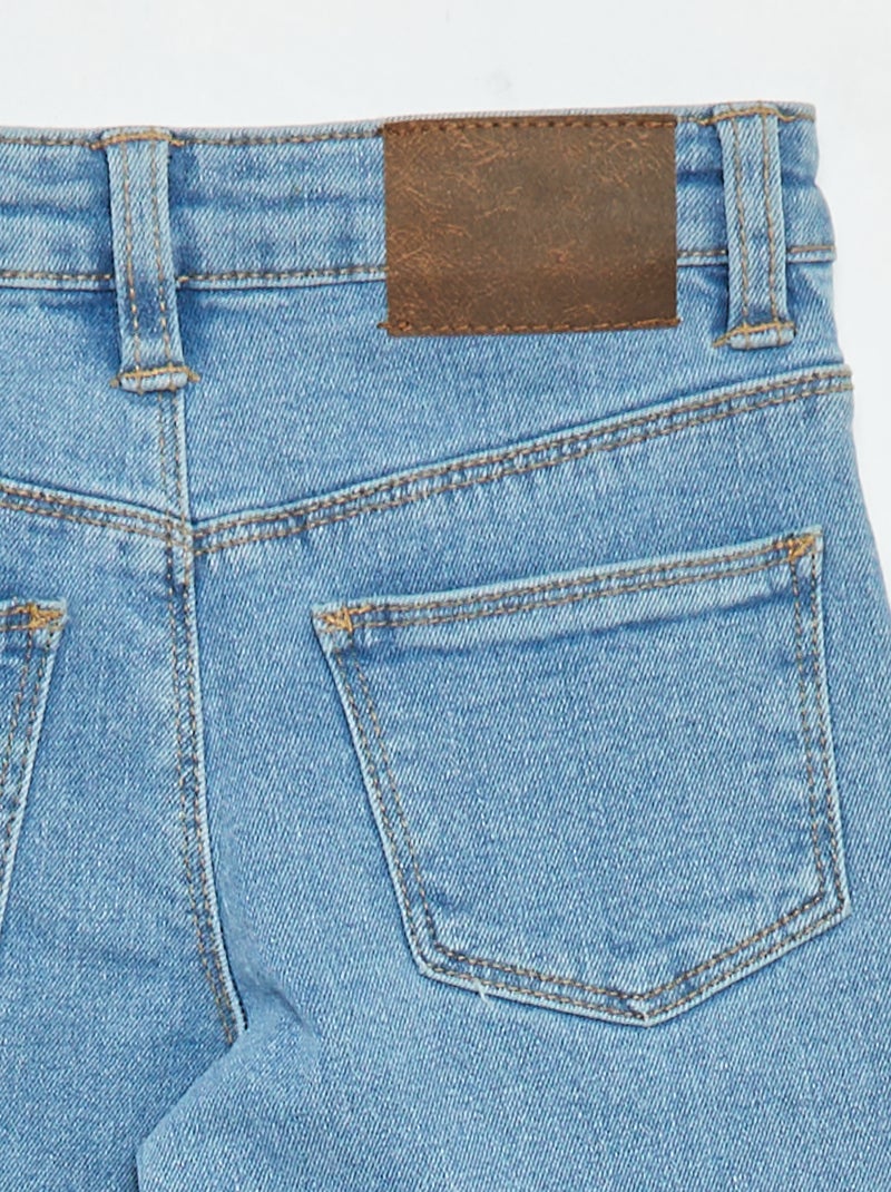 Strakke broek met zak met klepje, een bijzonder comfortabel model Blauw - Kiabi