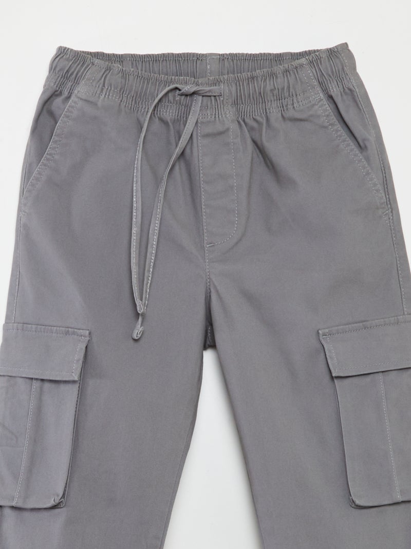 Stretchbroek met zakken GRIJS - Kiabi